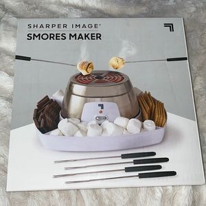 NWT- S’mores Maker